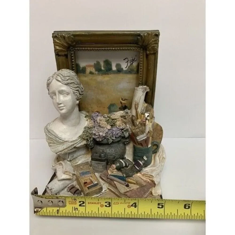 Figi Graphics Bookends Picture Frames Beige Still Life Artist Roman Busts